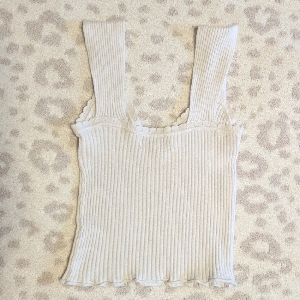 RIHOAS White Ribbed Tank Top with Red Accent - Picture 4 of 4